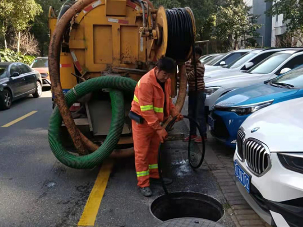 龙州排污管道清淤